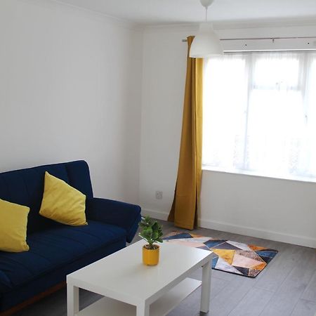 Coolfin House-Close To Excel, Contractors, Relocators, Paid Parking Villa Londra Esterno foto