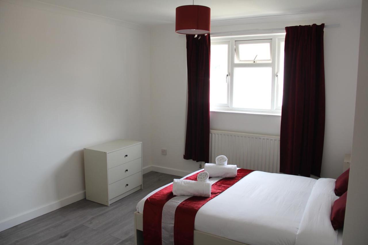 Coolfin House-Close To Excel, Contractors, Relocators, Paid Parking Villa Londra Esterno foto